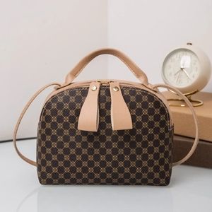 Mini Geometric Graphic Dome Bag